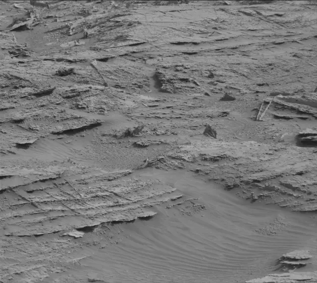 Sol 3514: Mast Camera (Mastcam)