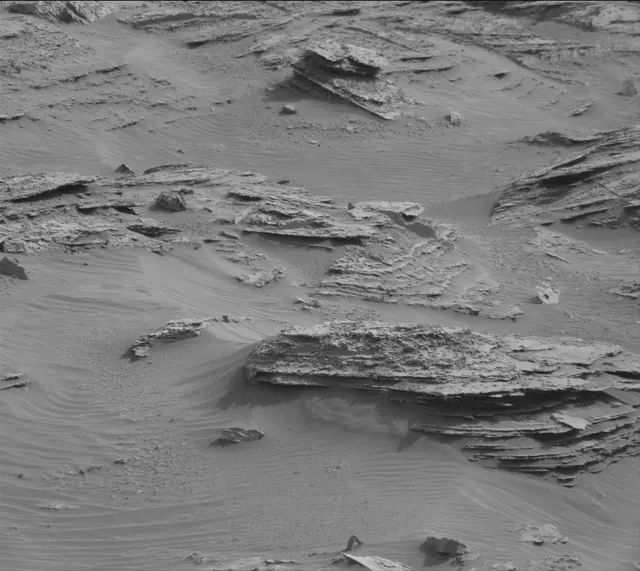Sol 3514: Mast Camera (Mastcam)