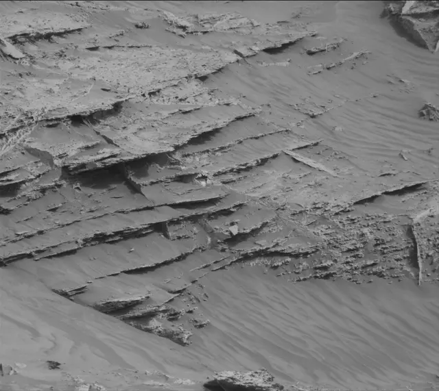 Sol 3514: Mast Camera (Mastcam)