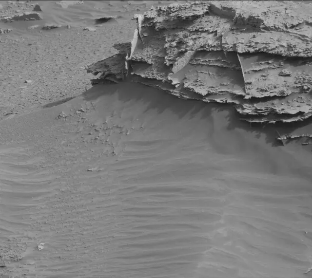 Sol 3514: Mast Camera (Mastcam)