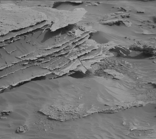 Sol 3514: Mast Camera (Mastcam)