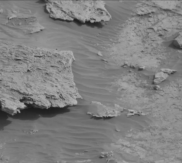 Sol 3514: Mast Camera (Mastcam)