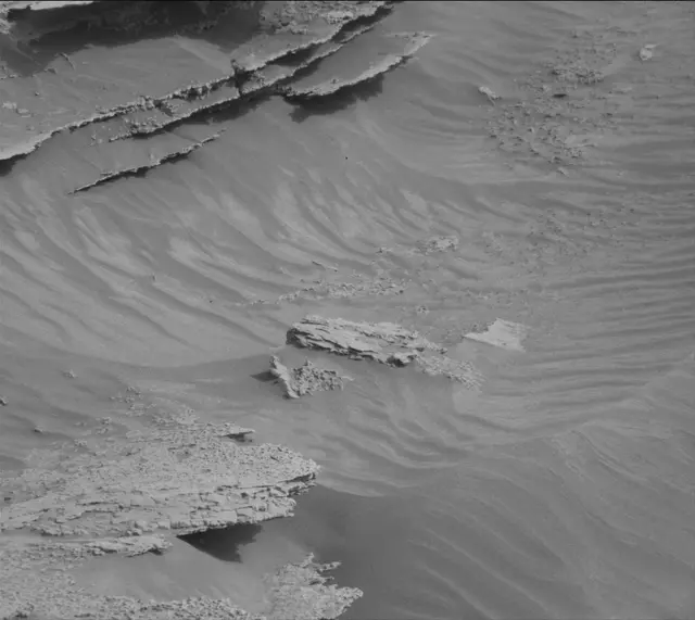 Sol 3514: Mast Camera (Mastcam)