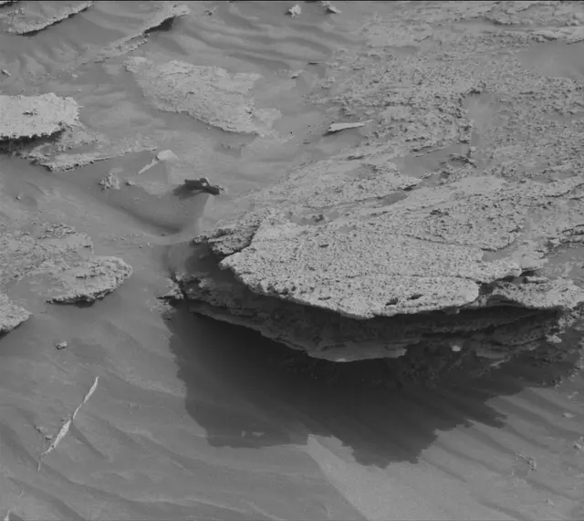 Sol 3514: Mast Camera (Mastcam)
