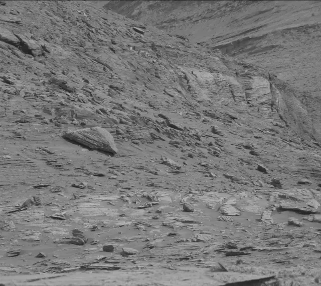 Sol 3514: Mast Camera (Mastcam)