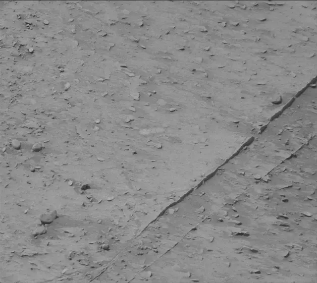 Sol 3521: Mast Camera (Mastcam)