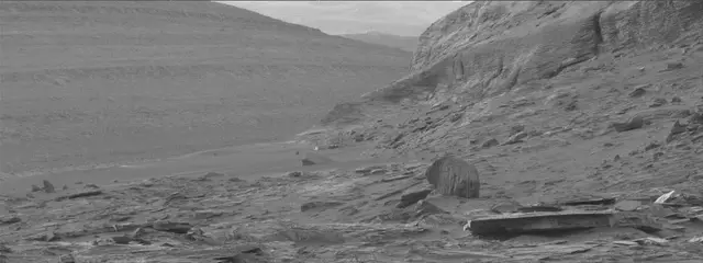 Sol 3522: Mast Camera (Mastcam)