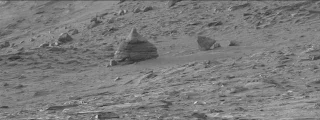 Sol 3522: Mast Camera (Mastcam)