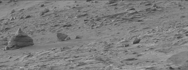 Sol 3522: Mast Camera (Mastcam)