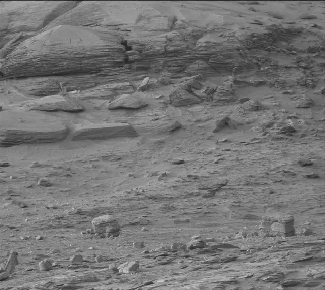 Sol 3522: Mast Camera (Mastcam)