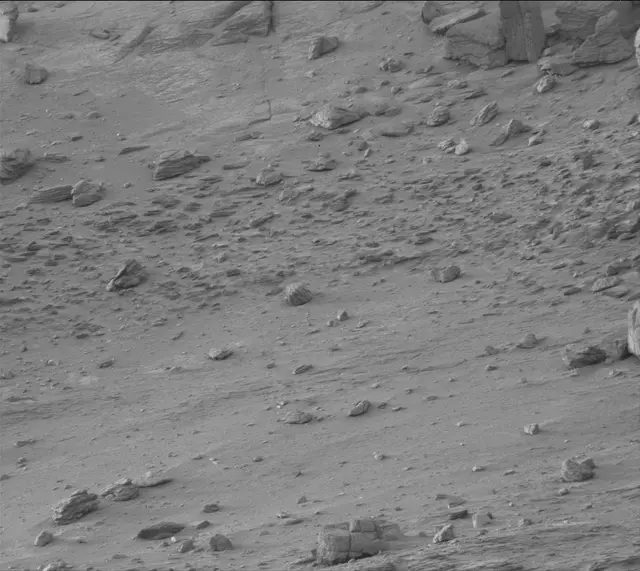 Sol 3522: Mast Camera (Mastcam)