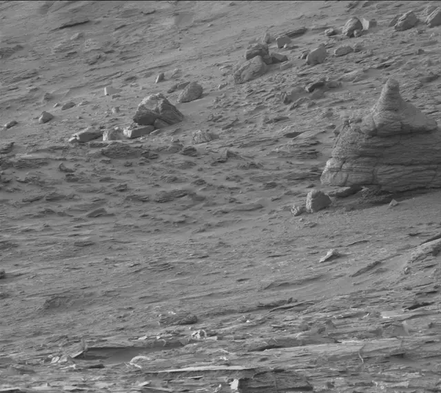 Sol 3522: Mast Camera (Mastcam)