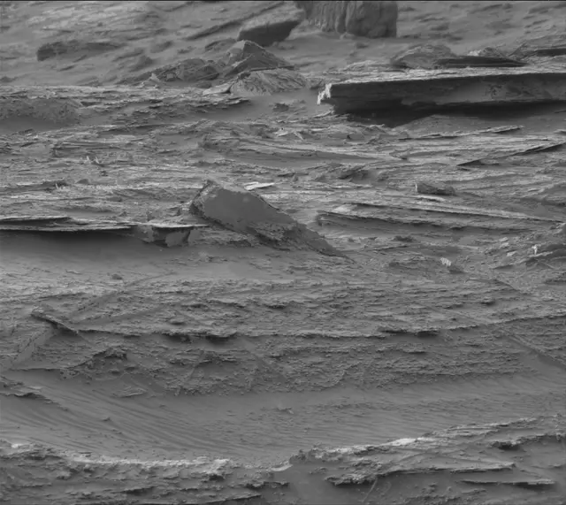 Sol 3522: Mast Camera (Mastcam)