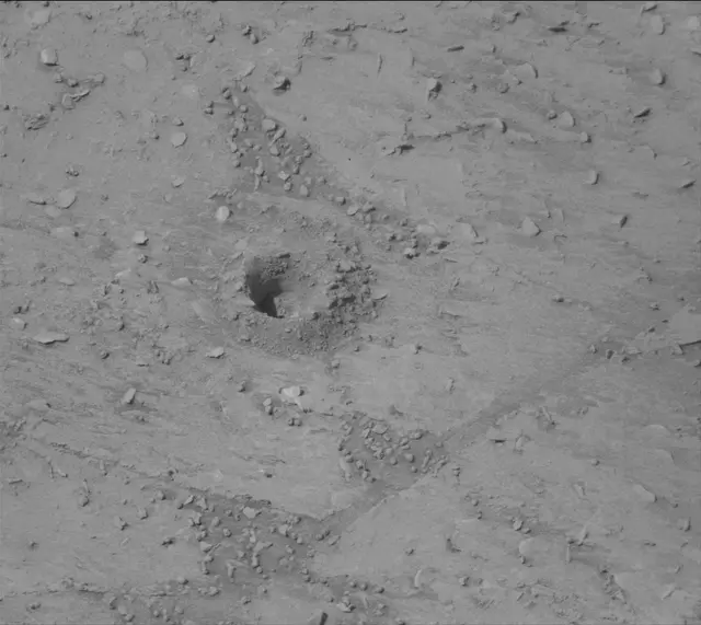 Sol 3526: Mast Camera (Mastcam)