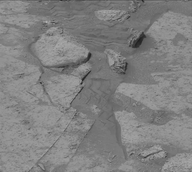 Sol 3527: Mast Camera (Mastcam)