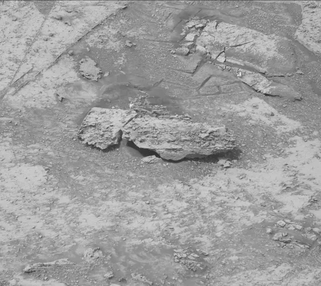 Sol 3527: Mast Camera (Mastcam)