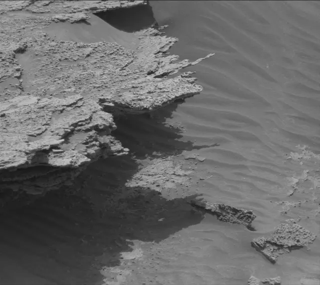 Sol 3528: Mast Camera (Mastcam)