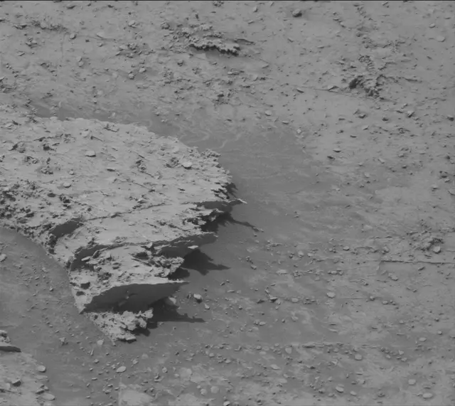 Sol 3528: Mast Camera (Mastcam)