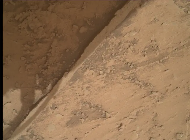 Sol 3530: Mars Hand Lens Imager (MAHLI)