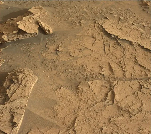 Sol 3531: Mast Camera (Mastcam)