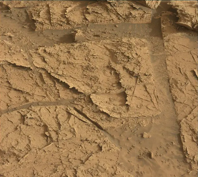Sol 3531: Mast Camera (Mastcam)