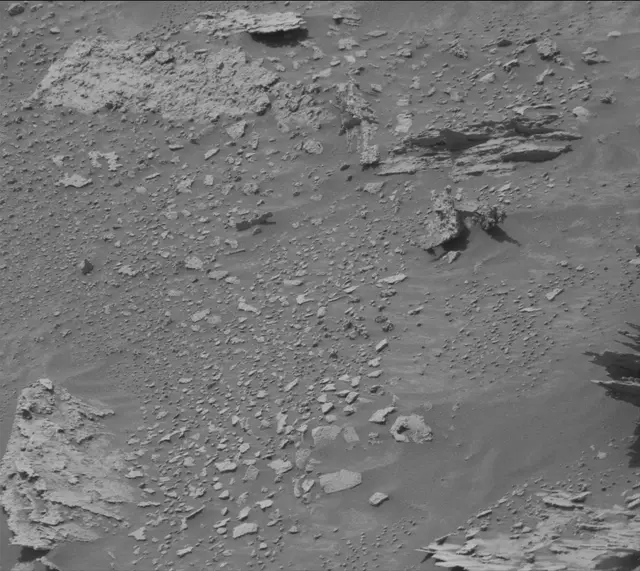 Sol 3531: Mast Camera (Mastcam)