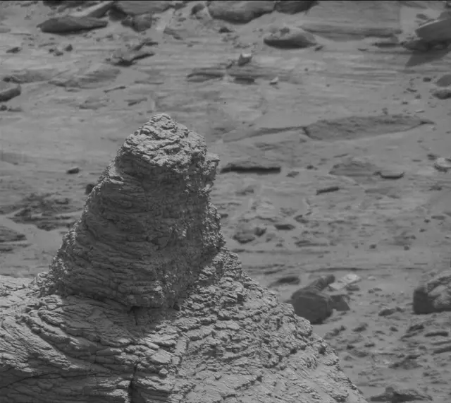 Sol 3532: Mast Camera (Mastcam)