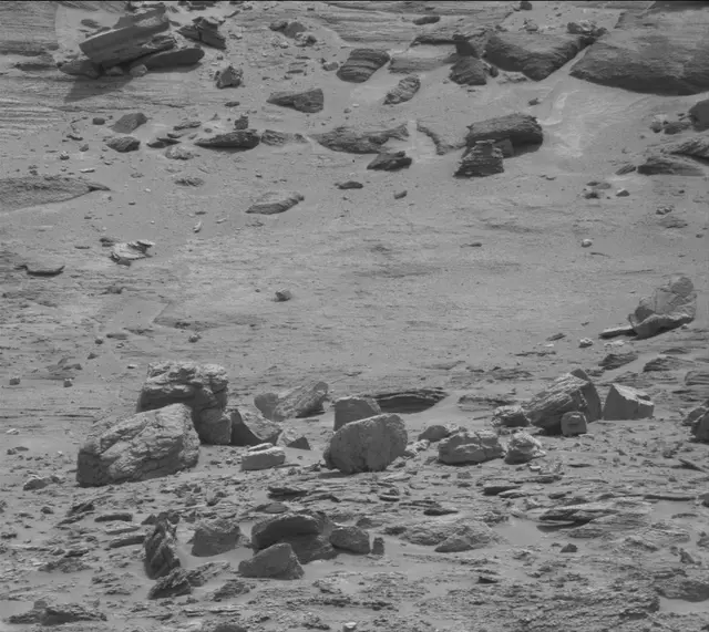 Sol 3532: Mast Camera (Mastcam)
