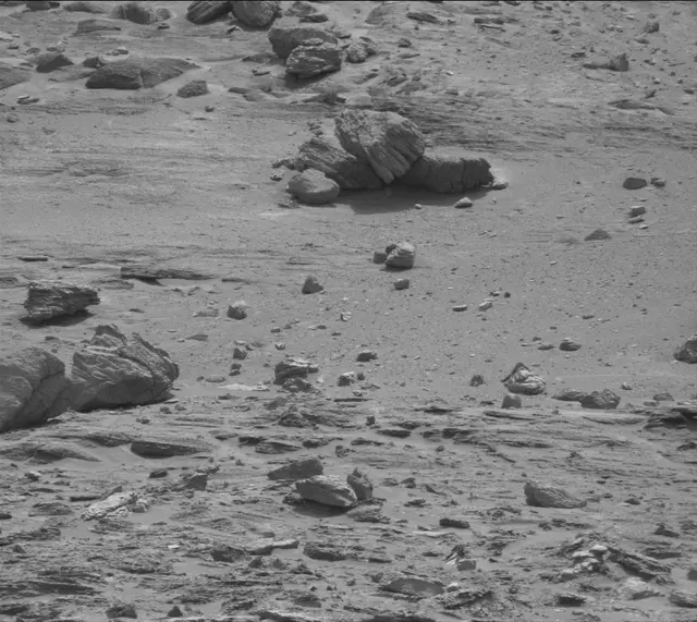 Sol 3532: Mast Camera (Mastcam)