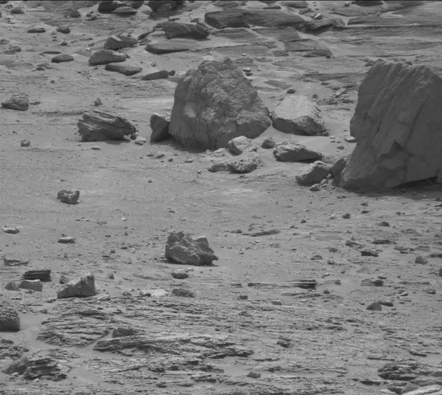 Sol 3532: Mast Camera (Mastcam)