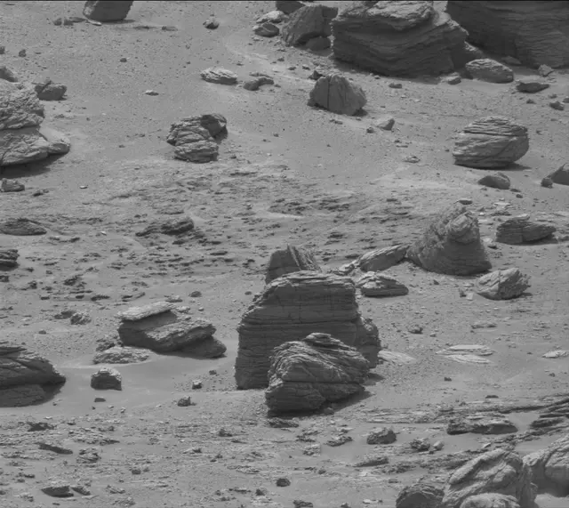 Sol 3532: Mast Camera (Mastcam)