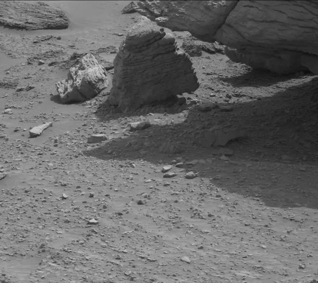 Sol 3532: Mast Camera (Mastcam)