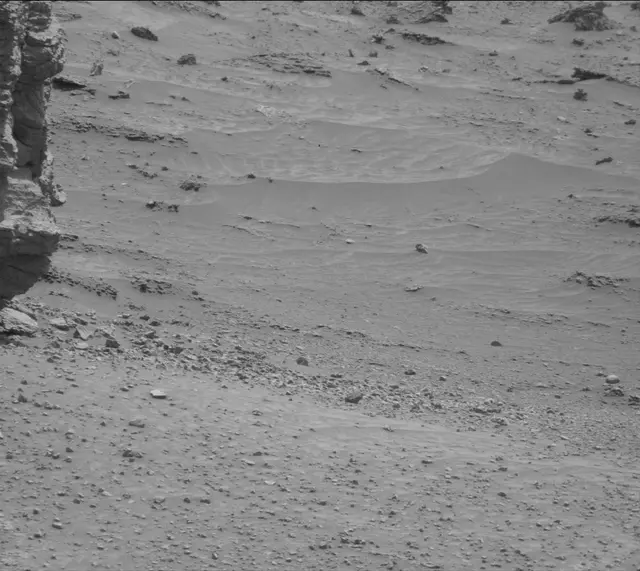 Sol 3532: Mast Camera (Mastcam)
