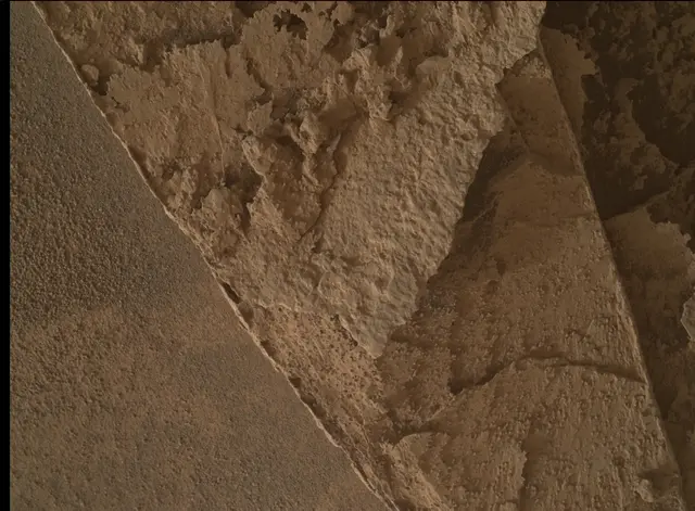 Sol 3532: Mars Hand Lens Imager (MAHLI)