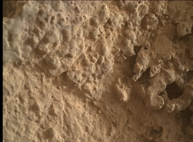 Sol 3532: Mars Hand Lens Imager (MAHLI)