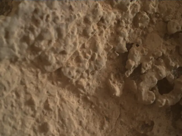 Sol 3532: Mars Hand Lens Imager (MAHLI)