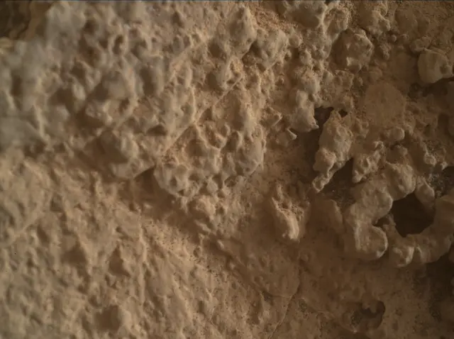 Sol 3532: Mars Hand Lens Imager (MAHLI)