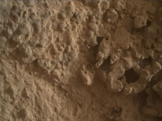 Sol 3532: Mars Hand Lens Imager (MAHLI)