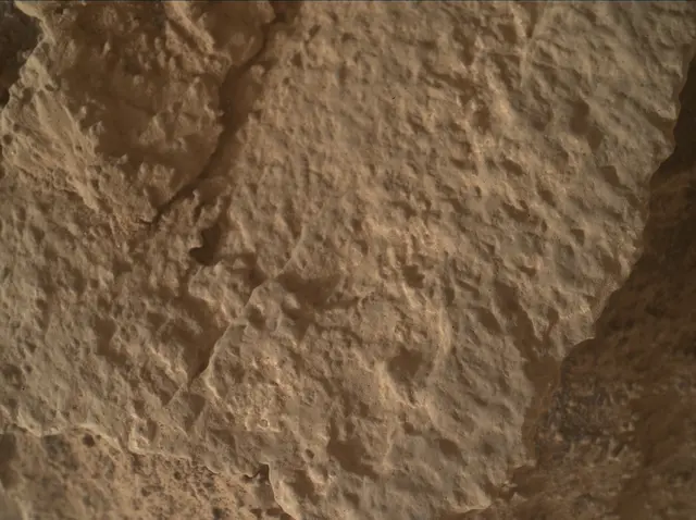 Sol 3532: Mars Hand Lens Imager (MAHLI)