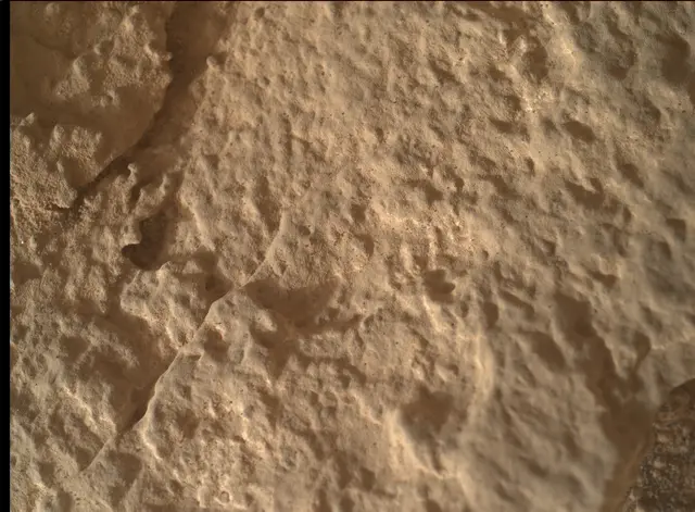 Sol 3532: Mars Hand Lens Imager (MAHLI)