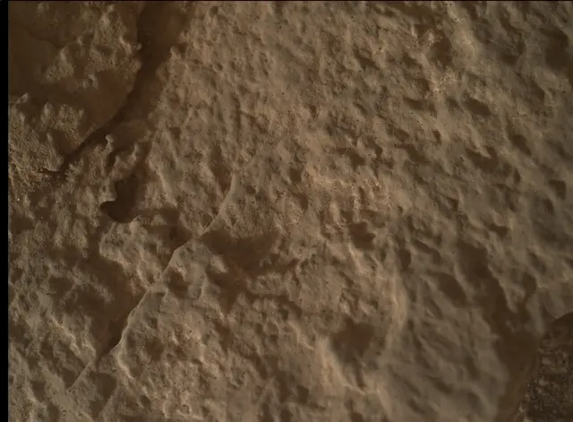 Sol 3532: Mars Hand Lens Imager (MAHLI)