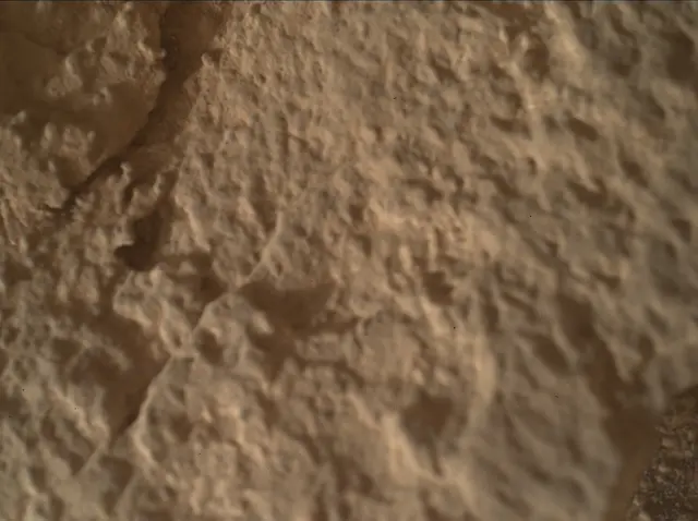Sol 3532: Mars Hand Lens Imager (MAHLI)