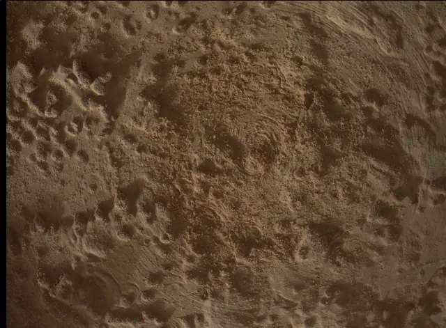Sol 3532: Mars Hand Lens Imager (MAHLI)