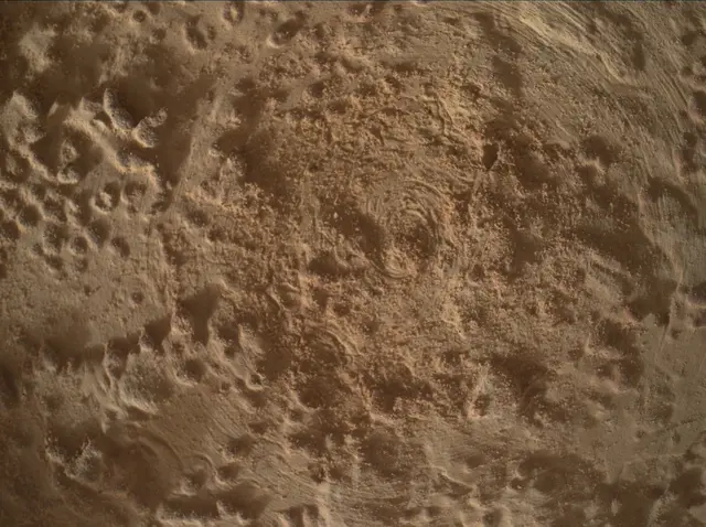Sol 3532: Mars Hand Lens Imager (MAHLI)