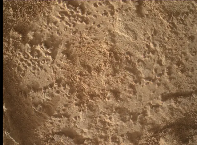 Sol 3532: Mars Hand Lens Imager (MAHLI)
