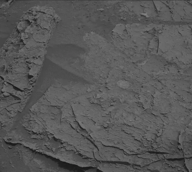 Sol 3533: Mast Camera (Mastcam)