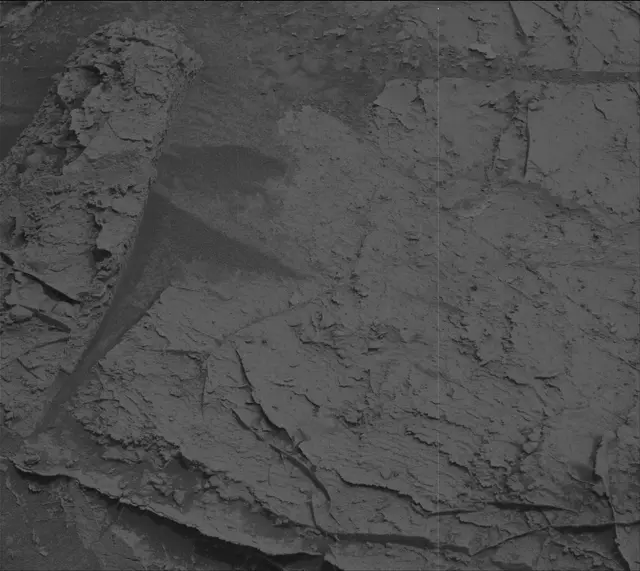 Sol 3533: Mast Camera (Mastcam)