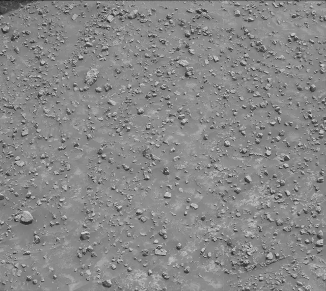 Sol 3533: Mast Camera (Mastcam)