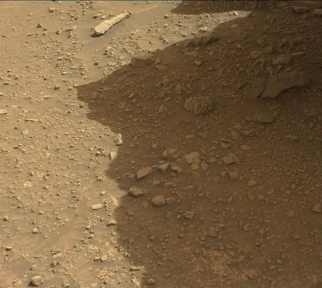 Sol 3533: Mast Camera (Mastcam)