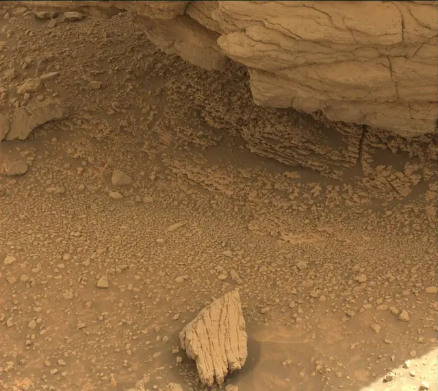 Sol 3533: Mast Camera (Mastcam)